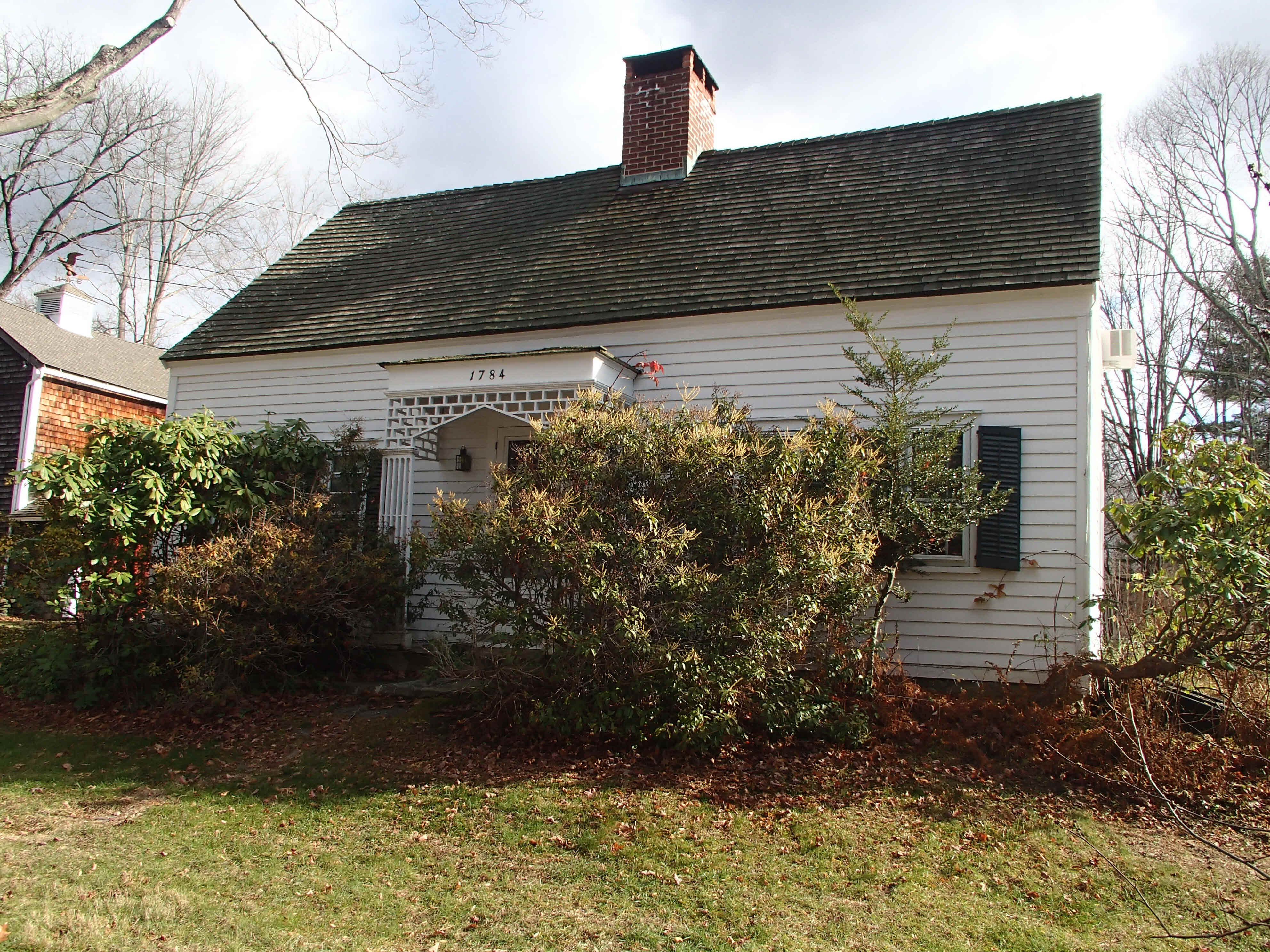 Building photograph for 184 SKYLINE RIDGE RD